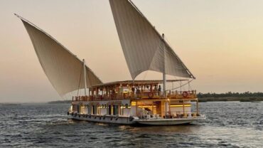 Luxuriöse dahabiya-segelboat