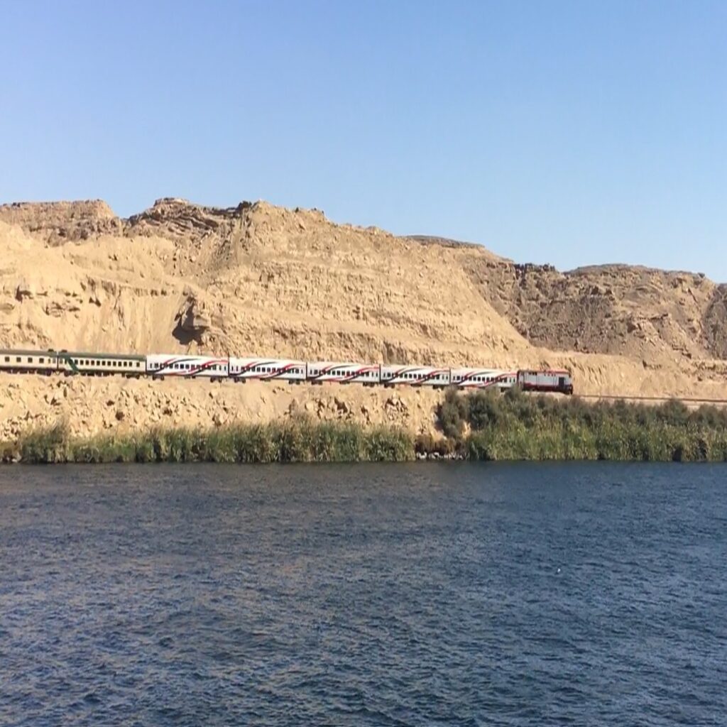 Nachtzug von Kairo nach Luxor Nilkreuzfahrt x