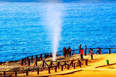 Salalah City & West Tour – Kultur, Weihrauch & Mughsail Beach