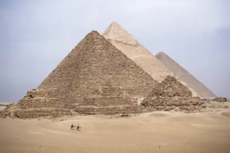 2-Tage-Tour nach Kairo ab Hurghada – Pyramiden, Museum & mehr